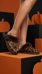 Fuzzy Clog Leopard — view 3